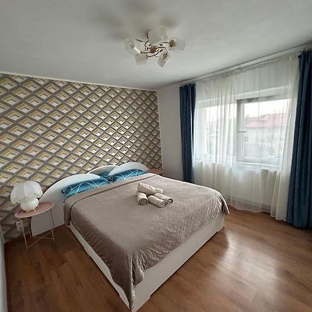 Harmony Luisa Apartment #Enjoy#Otopeni# Bagian luar foto