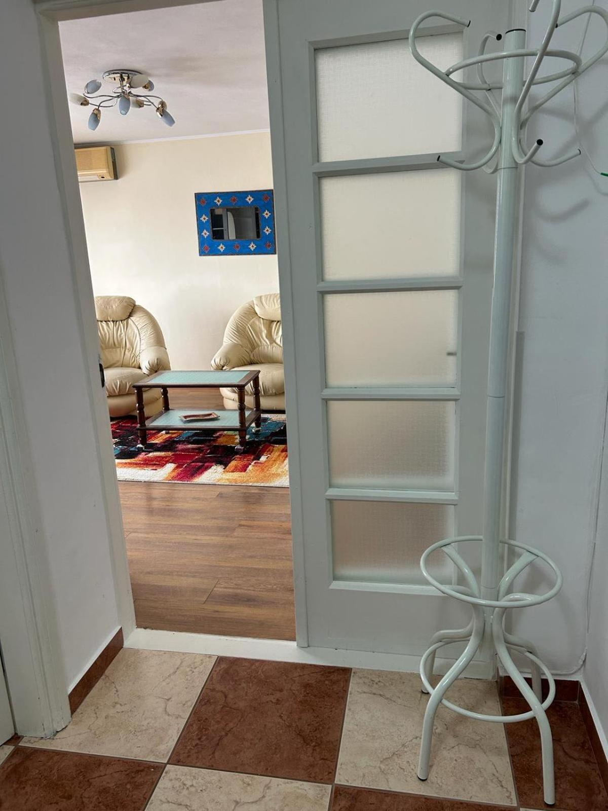 Harmony Luisa Apartment #Enjoy#Otopeni# Bagian luar foto